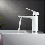 Amora Wastafelkraan – Stijlvolle Koud/Warm Waterkraan met Messing Behuizing