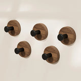 Houten Walnoot Hangende Hanger – Zwart of Wit